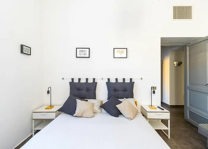 Hostly - Nicole Volturno- Full Center Daire Roma